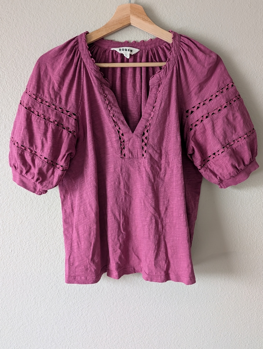 Boden Maisy Ribkrak Trim V-Neck Top Violet Quartz Cotton Puff-Sleeve Size 4